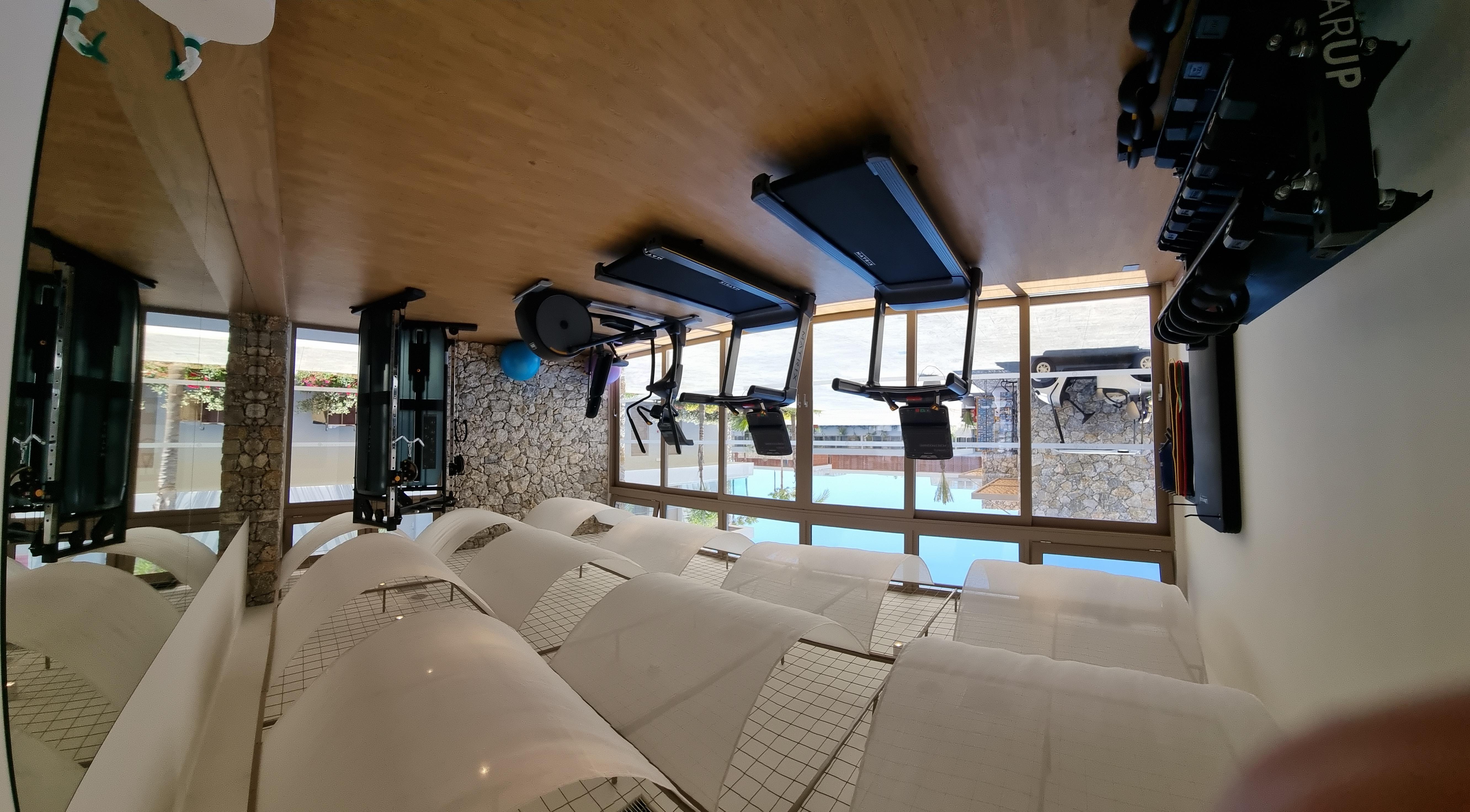 Utopia Blu Hotel ตีกากี ภายนอก รูปภาพ