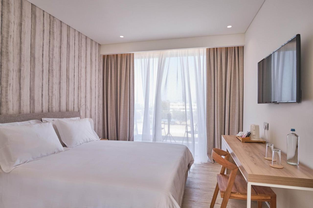 Utopia Blu Hotel ตีกากี ภายนอก รูปภาพ