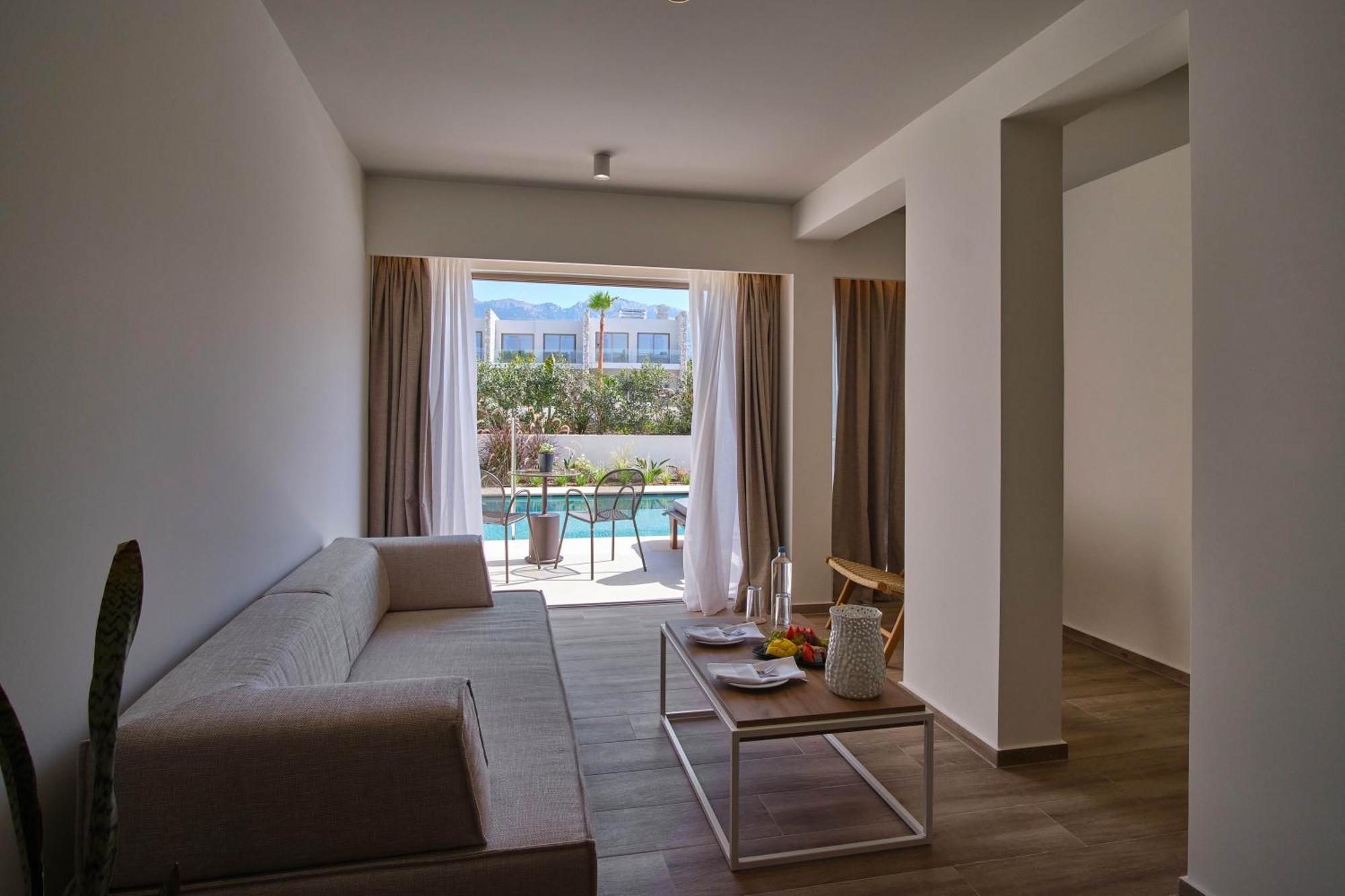 Utopia Blu Hotel ตีกากี ภายนอก รูปภาพ