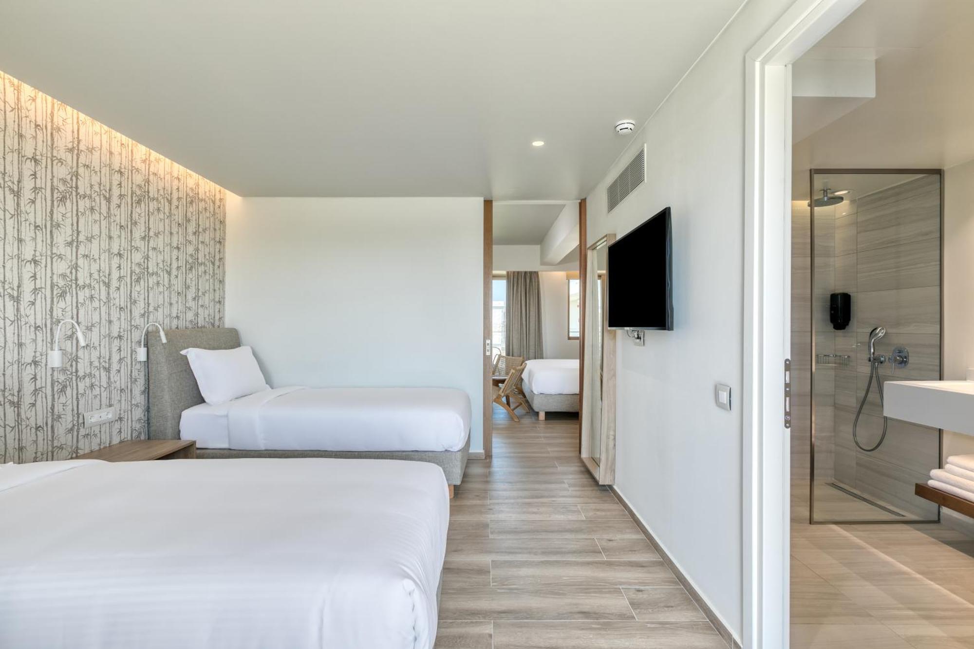 Utopia Blu Hotel ตีกากี ภายนอก รูปภาพ
