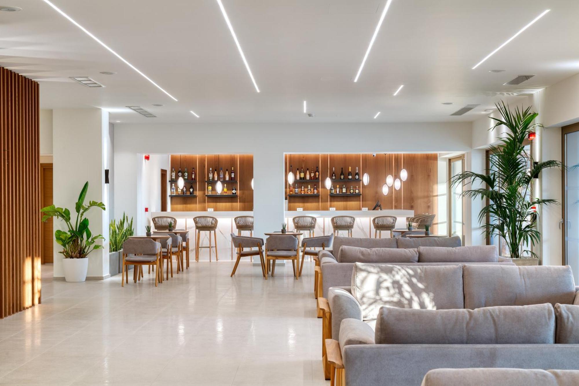 Utopia Blu Hotel ตีกากี ภายนอก รูปภาพ
